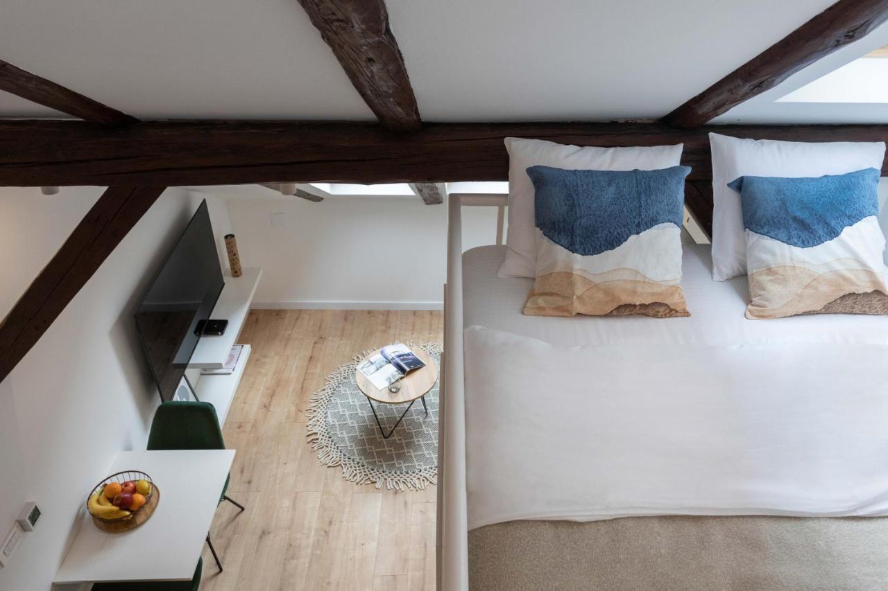 Modern Loft With Gallery In City Center Zagreb Exterior photo