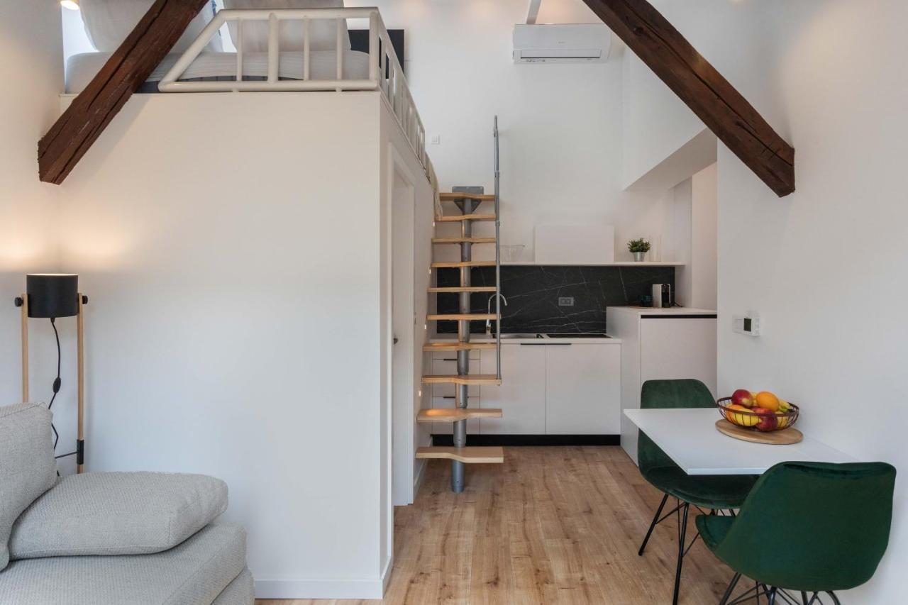 Modern Loft With Gallery In City Center Zagreb Exterior photo